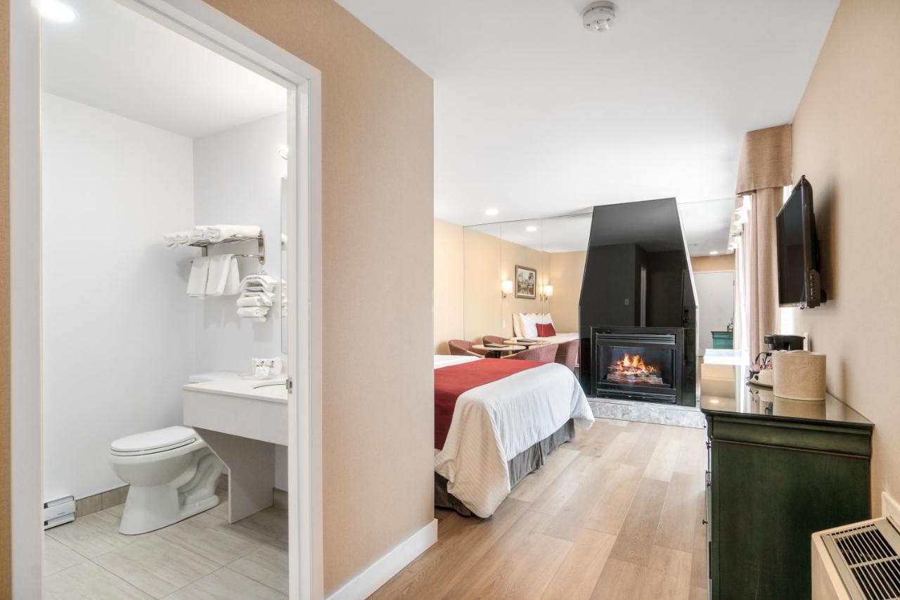 Hotel Bromont Extérieur photo