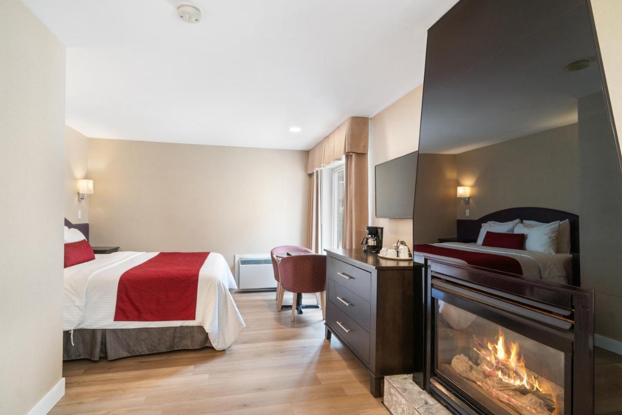 Hotel Bromont Extérieur photo
