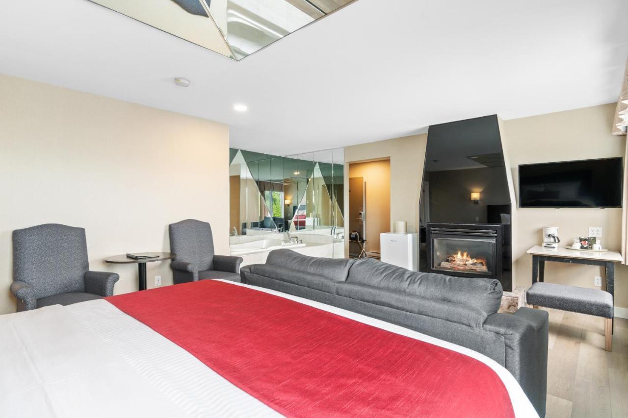 Hotel Bromont Extérieur photo