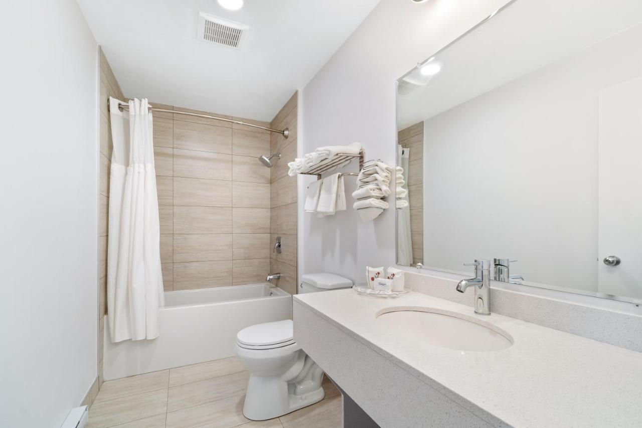 Hotel Bromont Extérieur photo