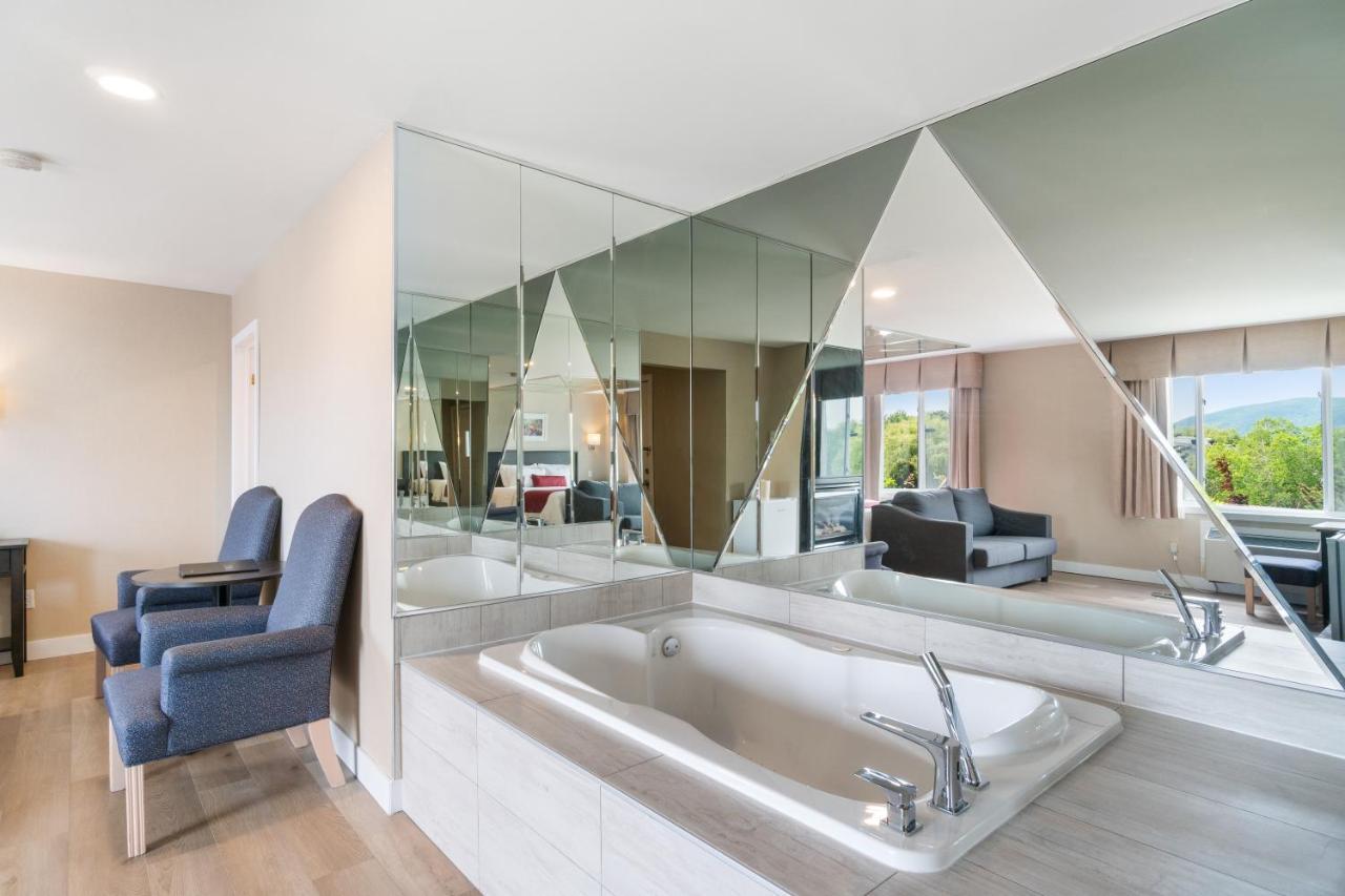 Hotel Bromont Extérieur photo
