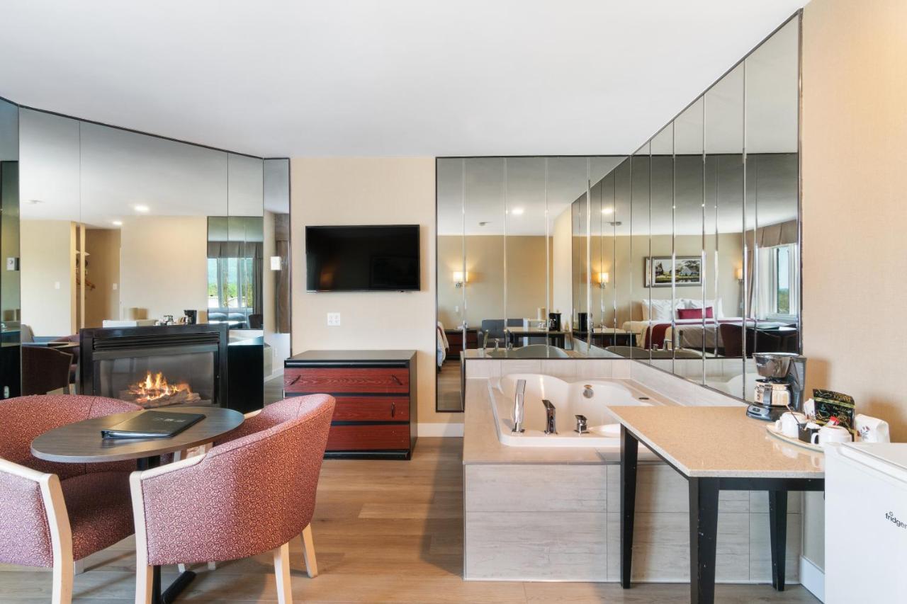 Hotel Bromont Extérieur photo