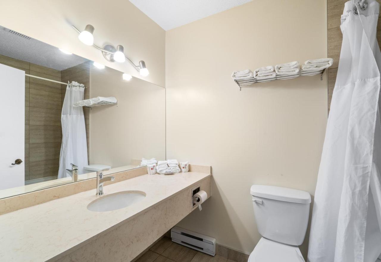 Hotel Bromont Extérieur photo
