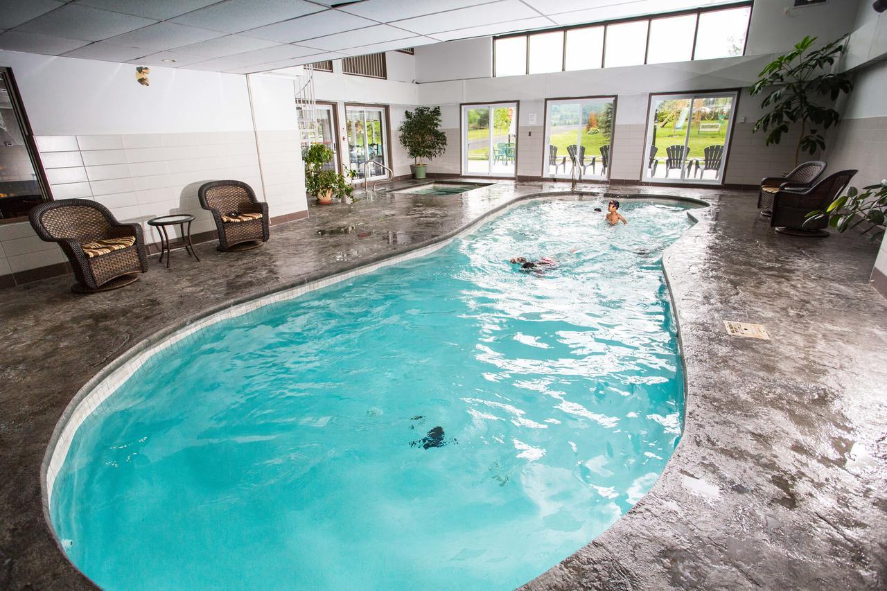 Hotel Bromont Extérieur photo