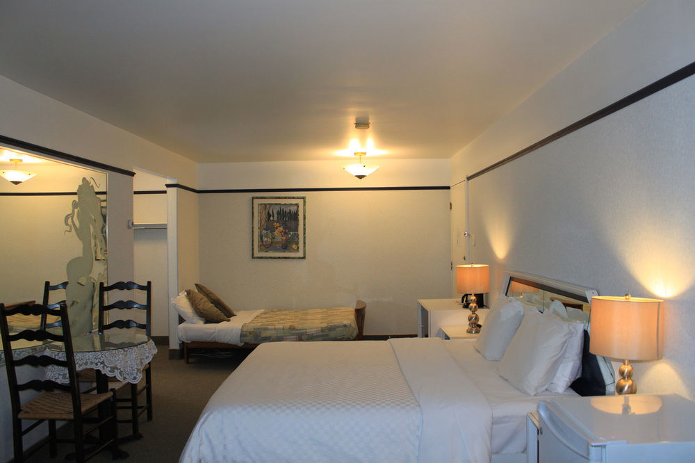 Hotel Bromont Extérieur photo
