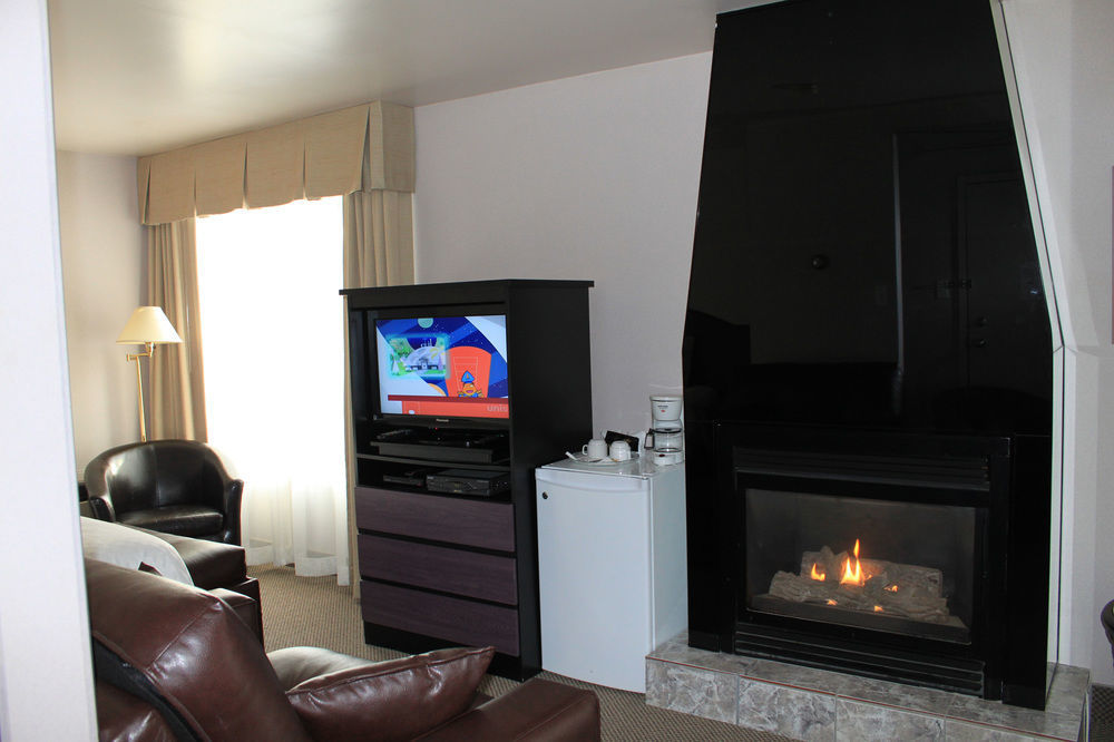 Hotel Bromont Extérieur photo