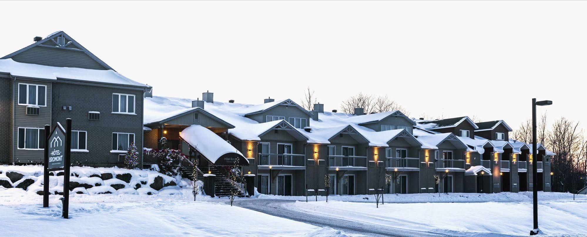 Hotel Bromont Extérieur photo